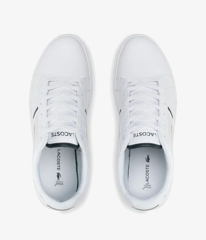 Обувки Lacoste.