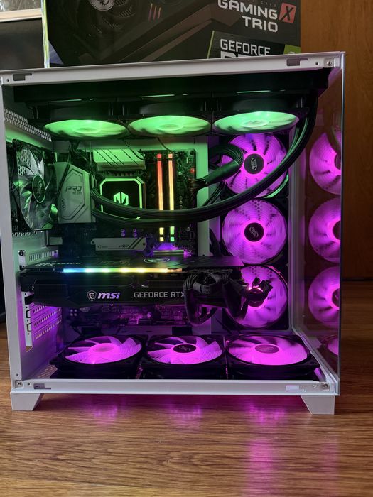 Геймърски компютър/ 11900K/Водно/32GB/RTX 3090 24GB/2TB SSD