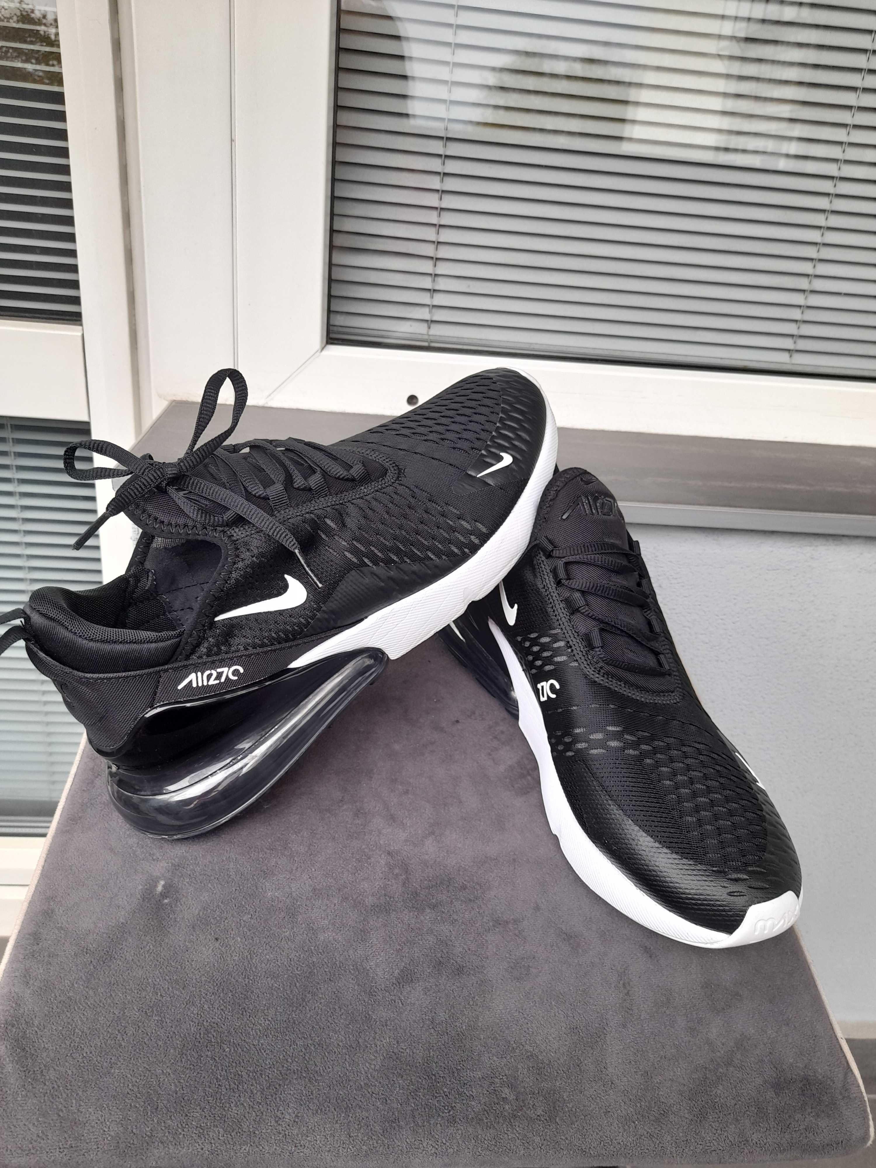 Дамски маратонки Nike Airmax 270