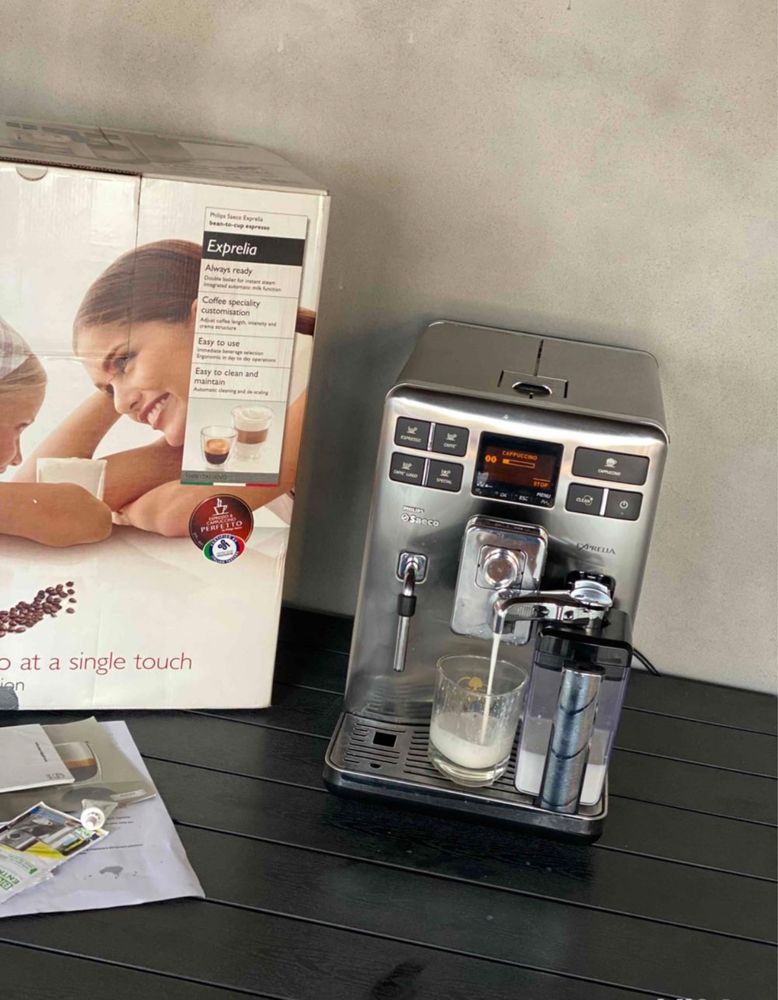 Expresor/Espressor Aparat cafea Saeco Exprelia  (garantie)