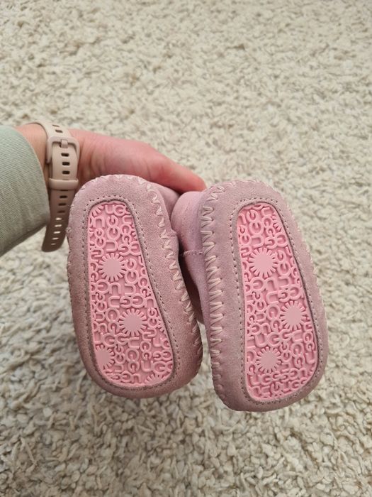 Cizme Ugg 9,5 cm interior