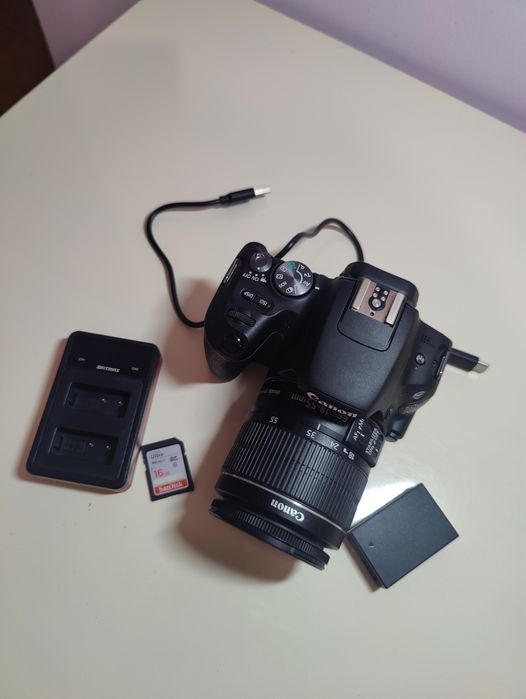 Canon EOS 200D-Aparat foto DSLR