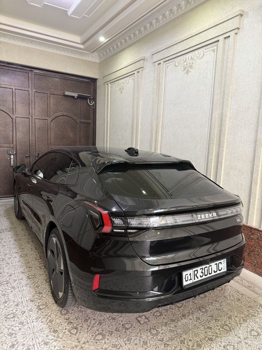 Zeekr 001 full awd 3.8 sekund TOZA