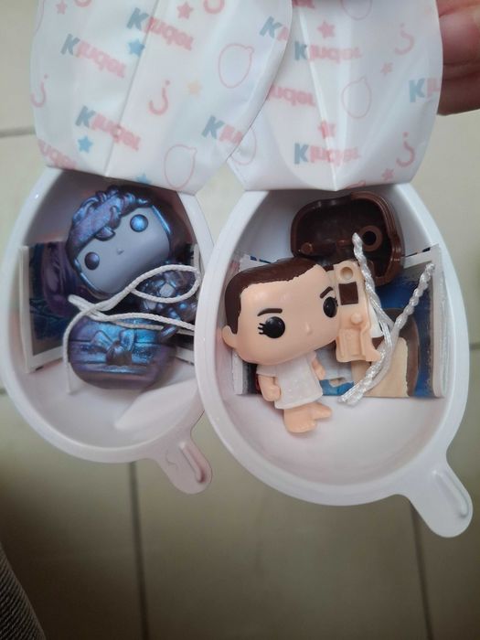 фигурки по киндеру очень странные дела