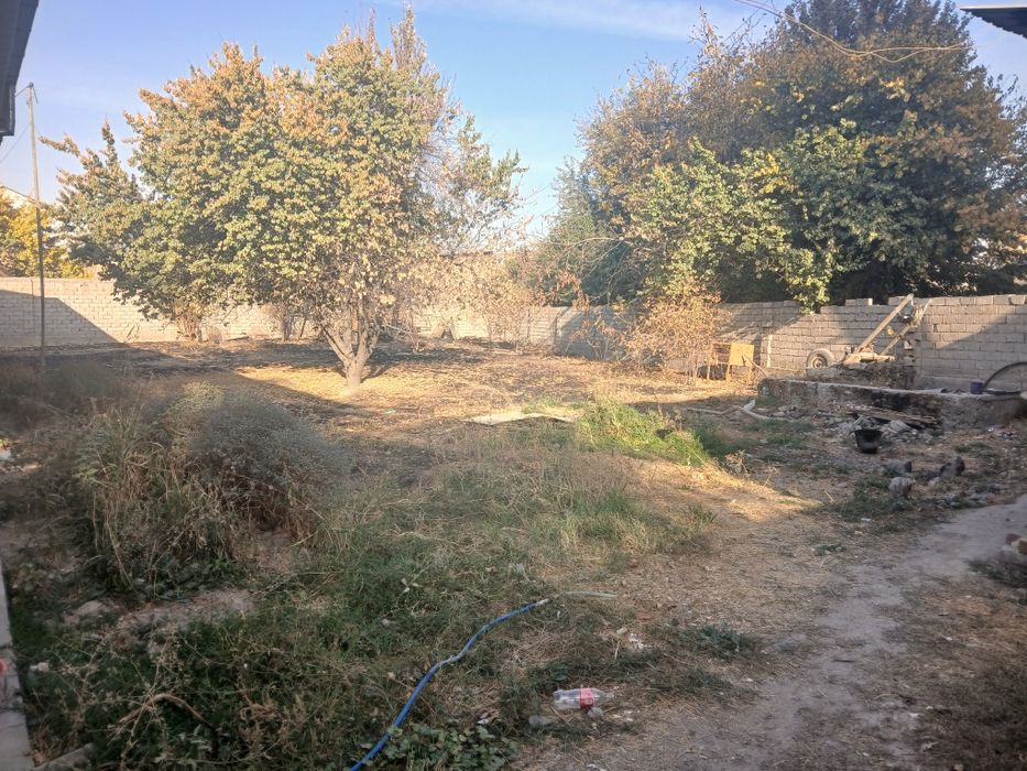 umumiy maydoni 10.89sotox 5 xona +1 ta oshxona  kotta yo'l yaqn