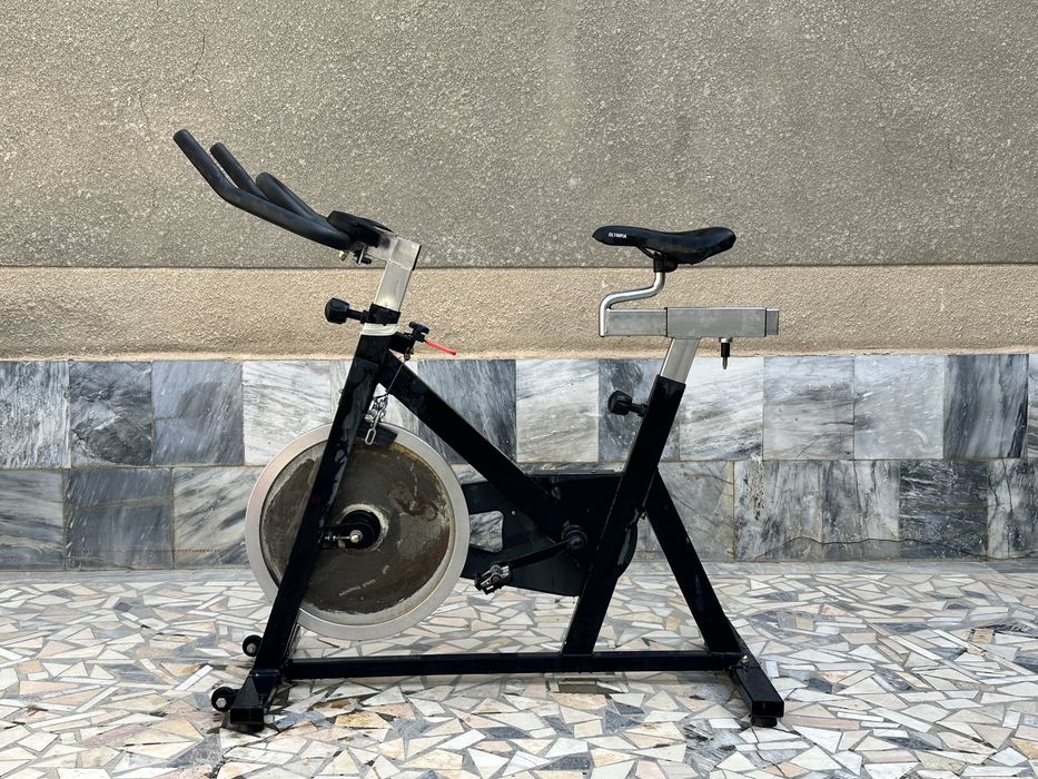 Велотринажор для ф};-1 спорт