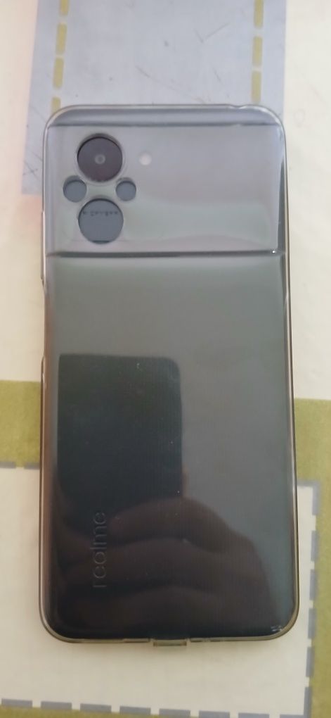 Продам смартфон Realme C30s
