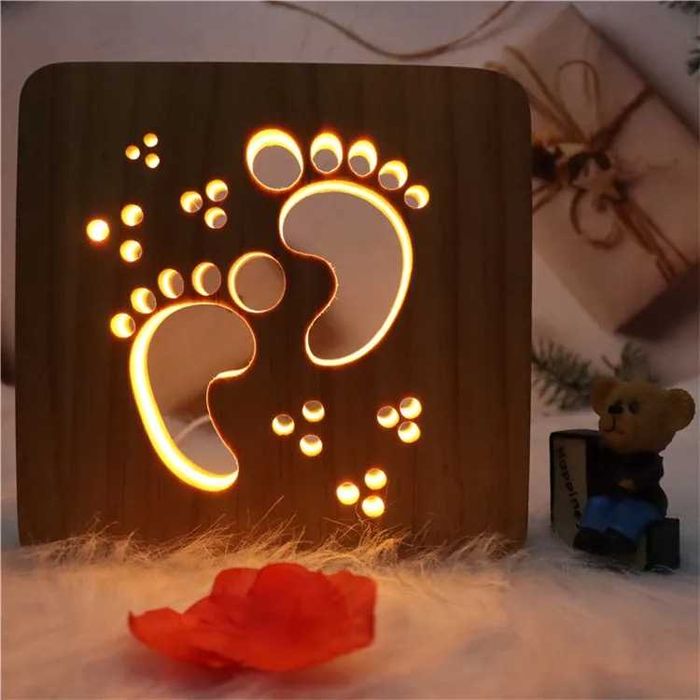 Дървена декоративна лампа