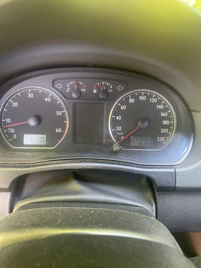 Vind auto vw polo cross