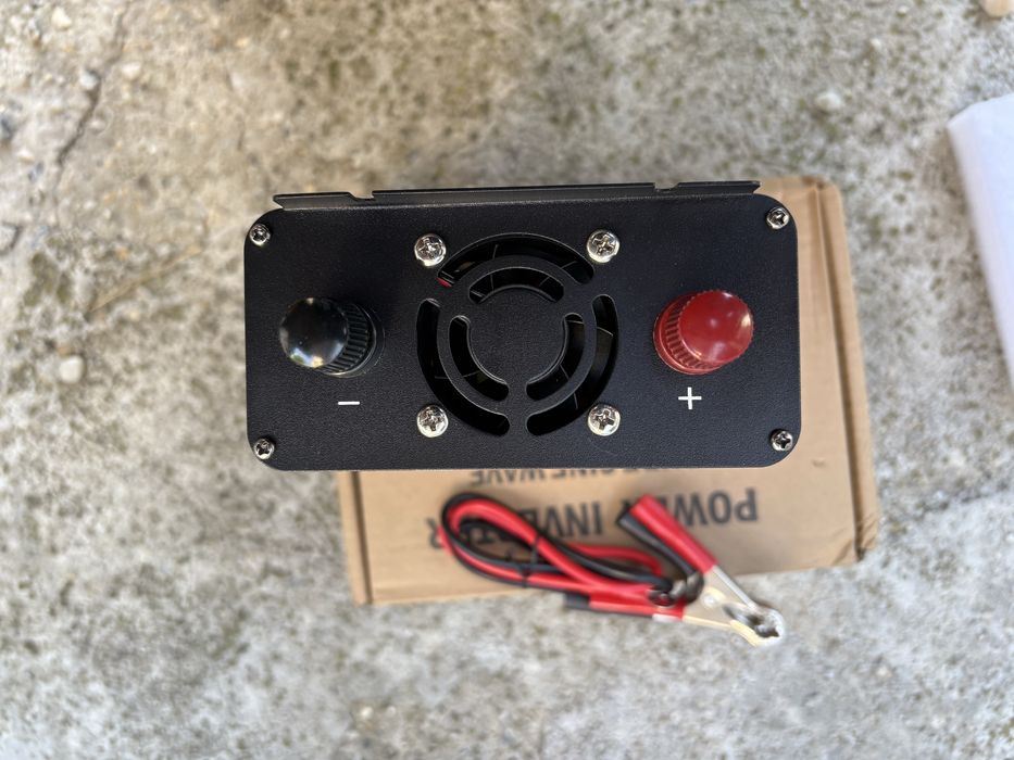 Invertor 1000w si USB