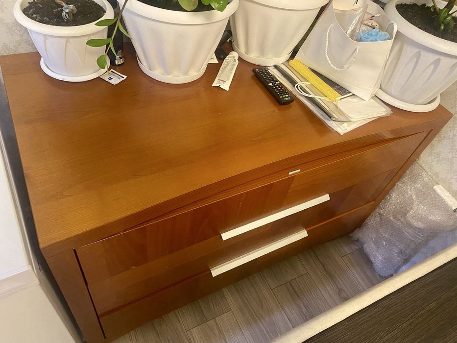 Продам хорший комод в отличном состояние