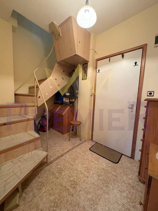 Дава се под наем Мезонет в Варна, Базар Левски - 60 кв.м за 425 € - Снимка #9