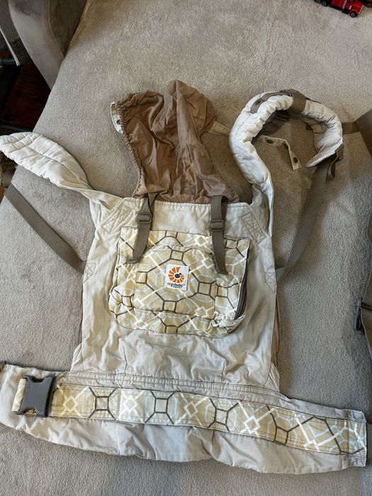 Ergobaby Original ергономична раница за бебеносене