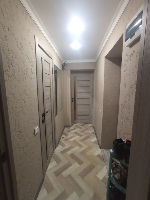 Двухкомнатная квартира в пришахтинске