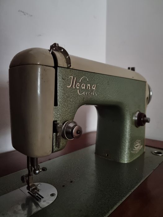 Masina de cusut Ileana