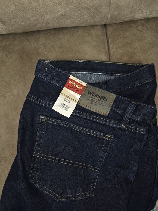 Джинсы мужские Wrangler authentics размер W46L34 тёмно-синие новые ори