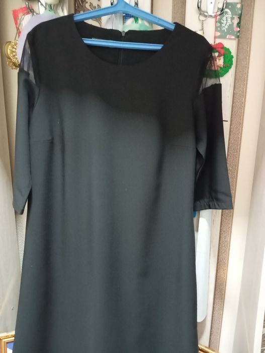 Женское платье в хорошем состоянии