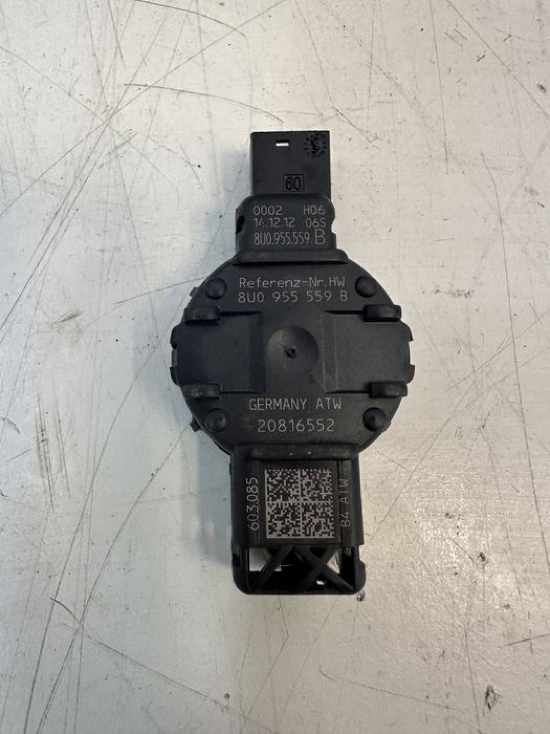 Oglindă senzor ploaie lumini Audi A3 A4 B8 A6 4G