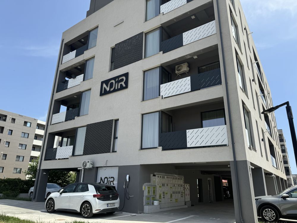 Persoana fizica vand apartament 2 camere in Ansamblu Noir