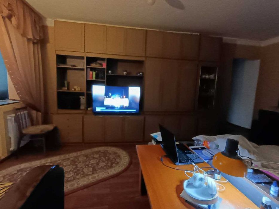 Продается 2-х комнатная кв, Чирчик 4-мкр