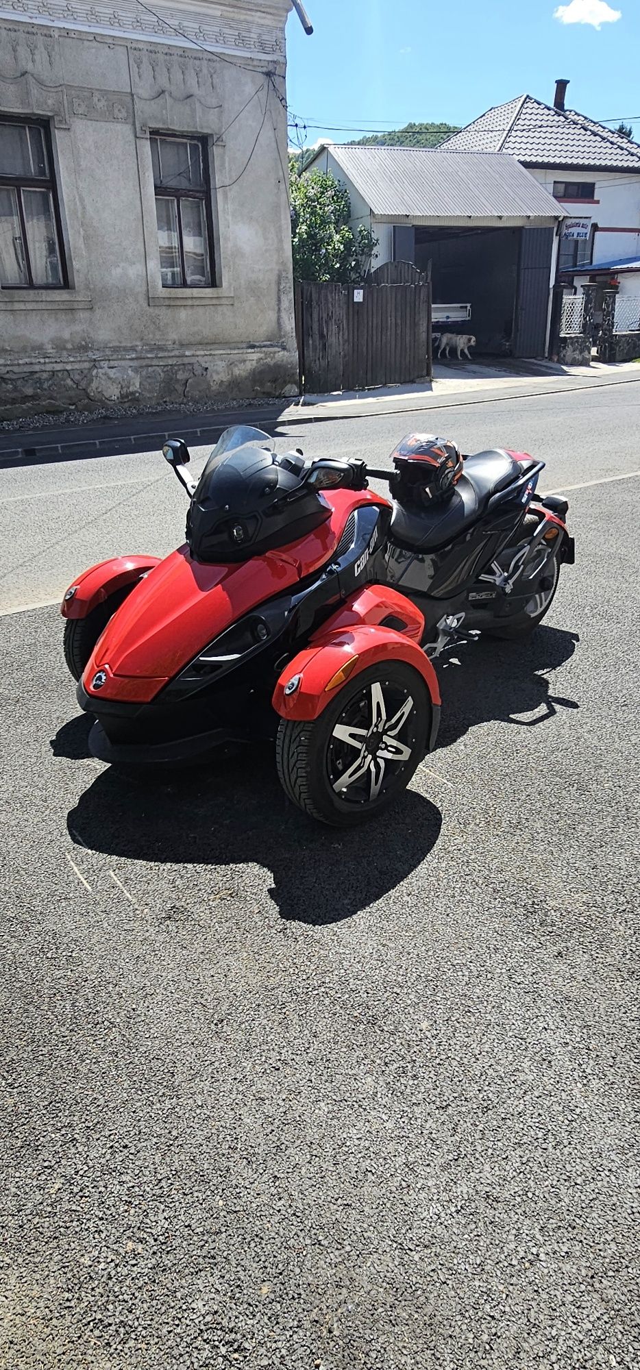 Vând CanAm Spyder 2009
