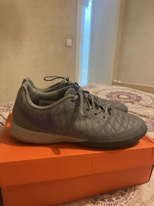 Футзалки Nike Lunar Gato 2