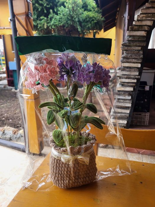 Ръчно изработено цвете