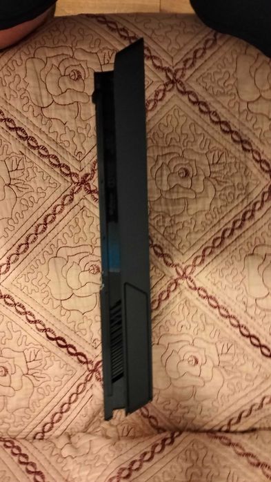Ps 4 slim 1Tb "Days of play" limited edition