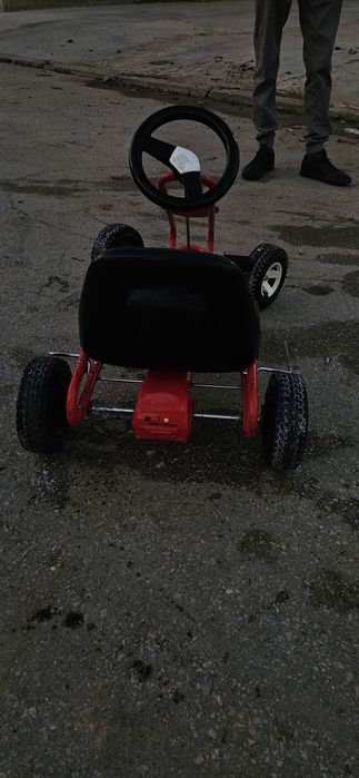 Ярка и здрава детска количка