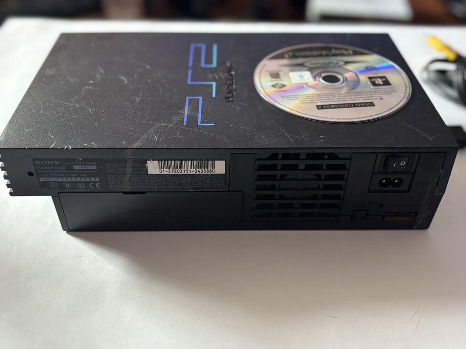Playstation 2 fat, maneta originala, cd joc