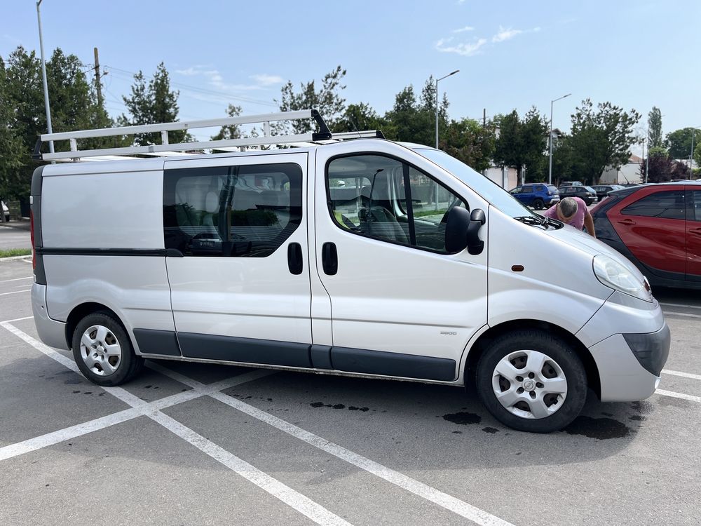 Opel Vivaro 2.0D