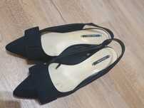 Vand pantofi cu toc jos ! Super oferta