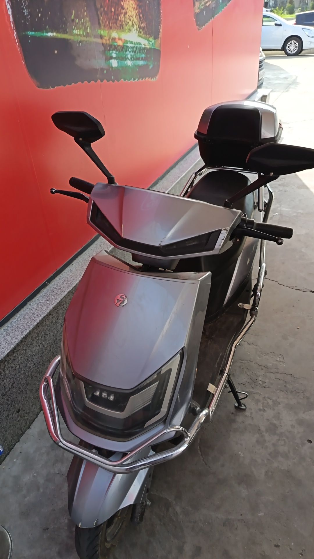 Mopedlar skutear