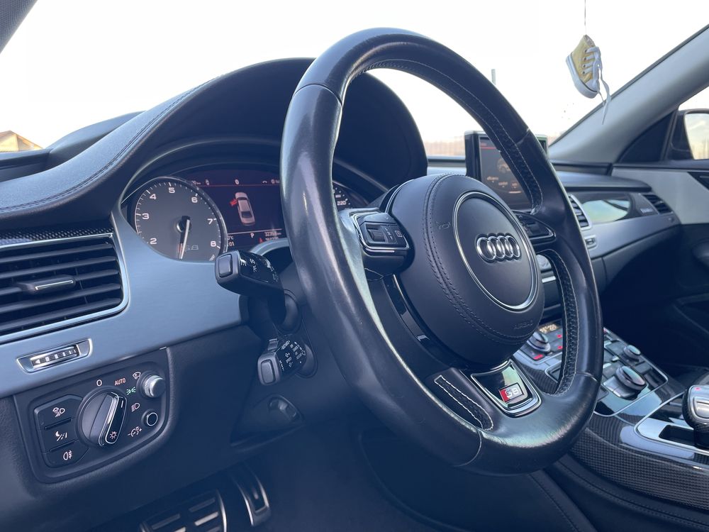 AUDI S8 ~ 4.0 TFSI ~ 650cp ~ 2015