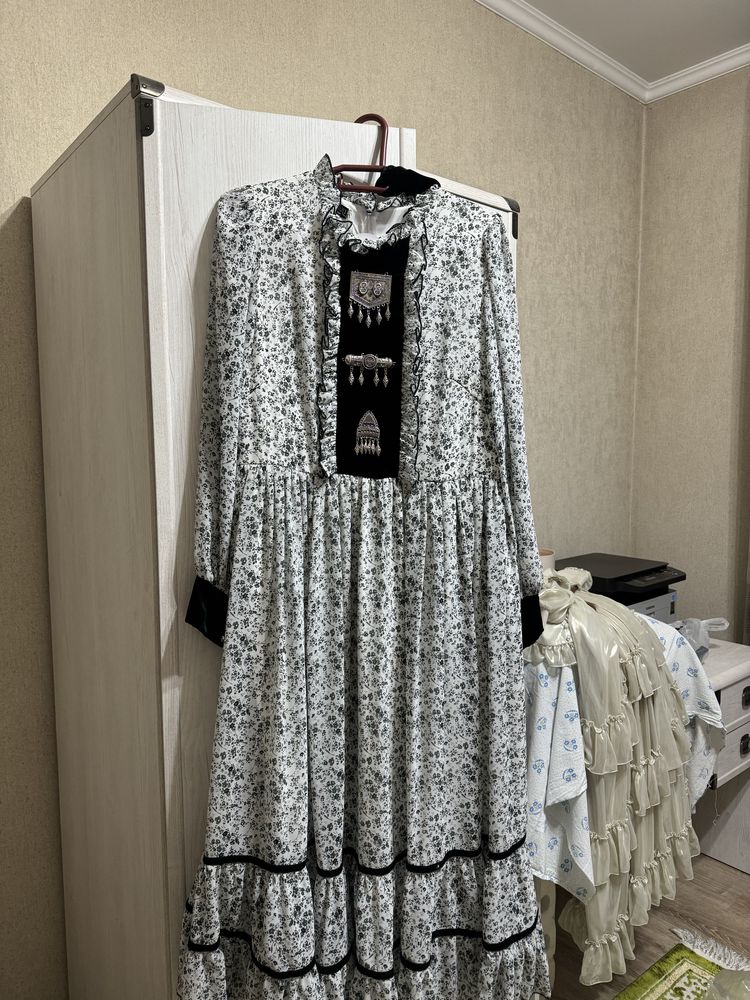 Продам новое платье в казахском стиле