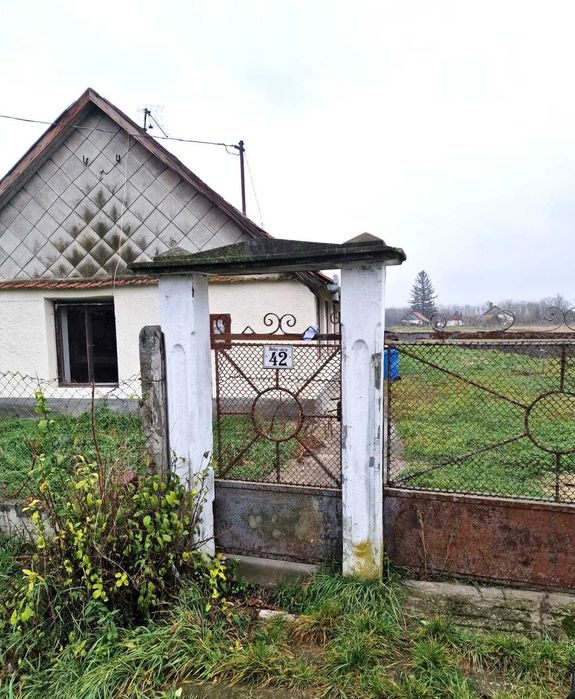 Casă cu farmec tradițional maghiar. Pentru renovare după propriul gust