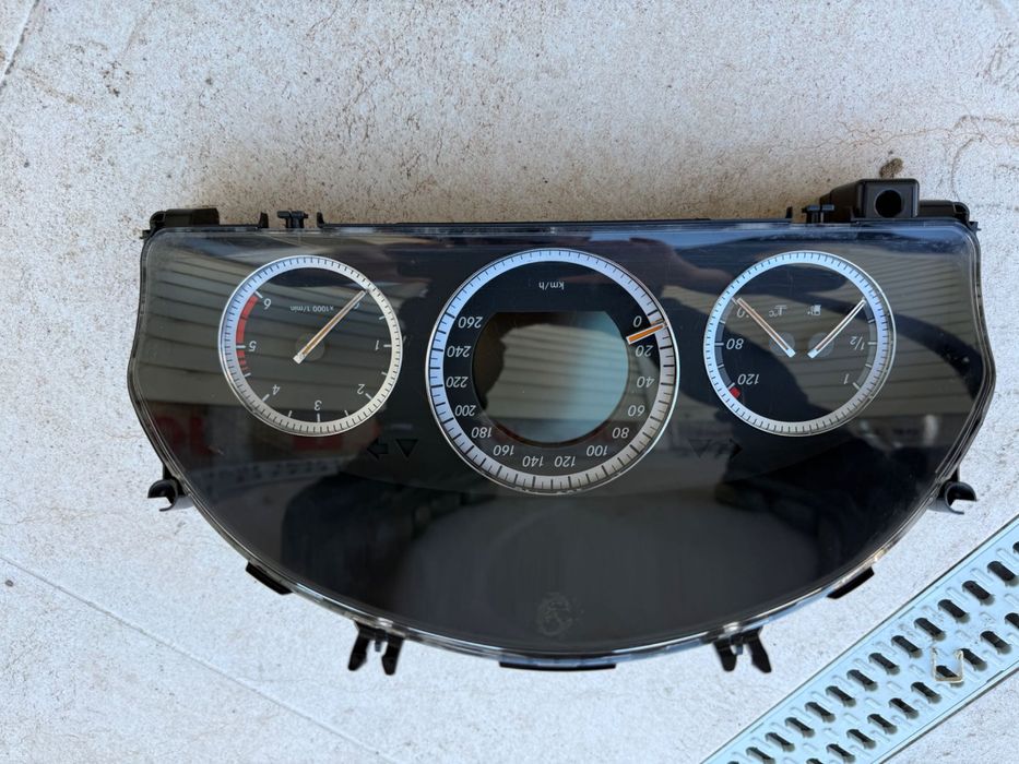 Километраж  ЗА W204