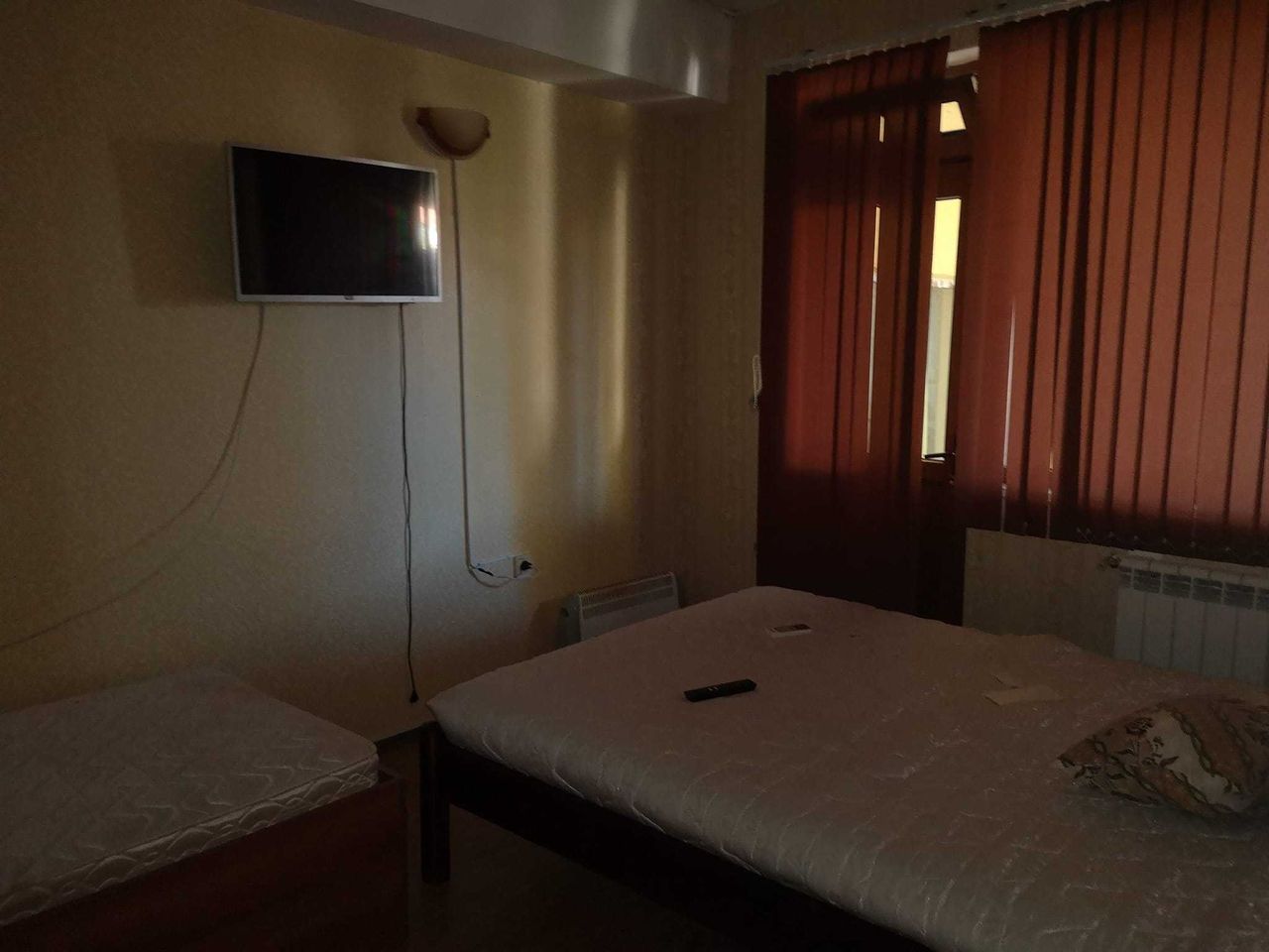 Дава се под наем Етаж от къща в Свиленград - 150 кв.м за 612 € - Снимка #11