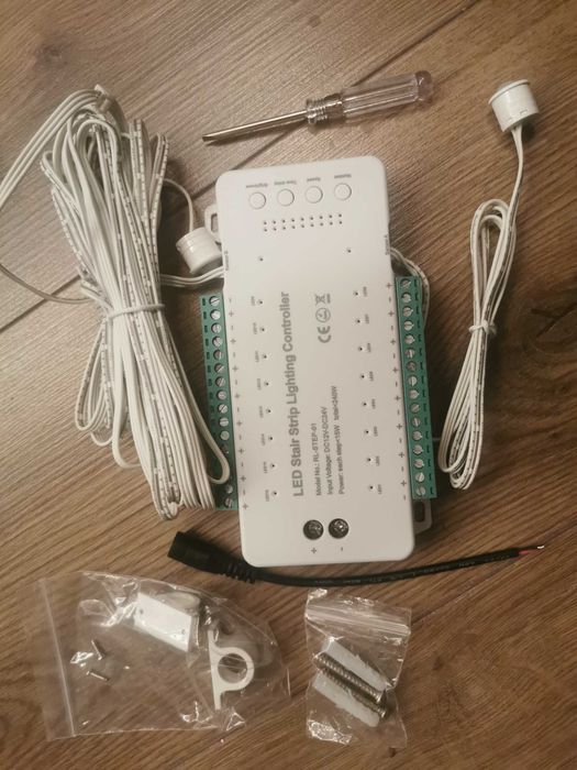 12V / 24V Led контролер на стълба -включване едно по едно на стъпалата