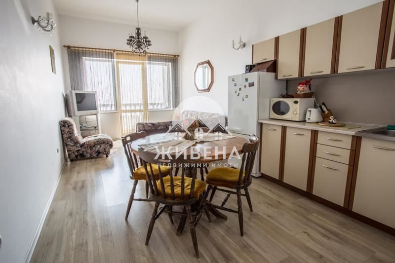 Продава се Къща в Варна, м-т Траката - 500 кв.м за 1700 €/кв.м - Снимка #9