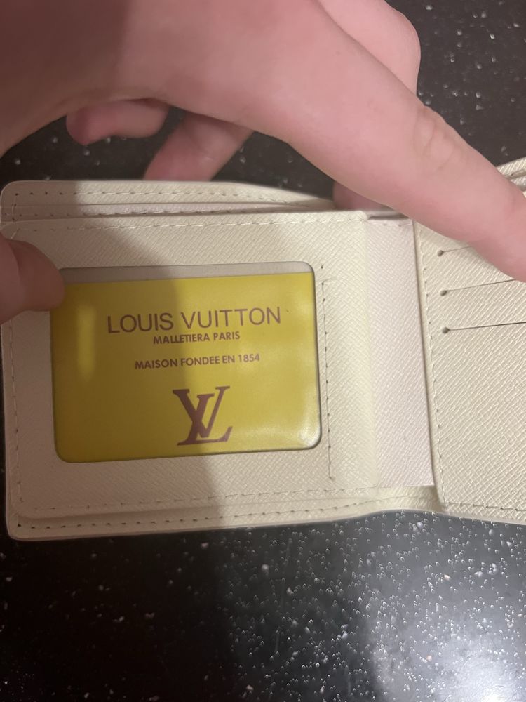 Portofel Louis Vuitton