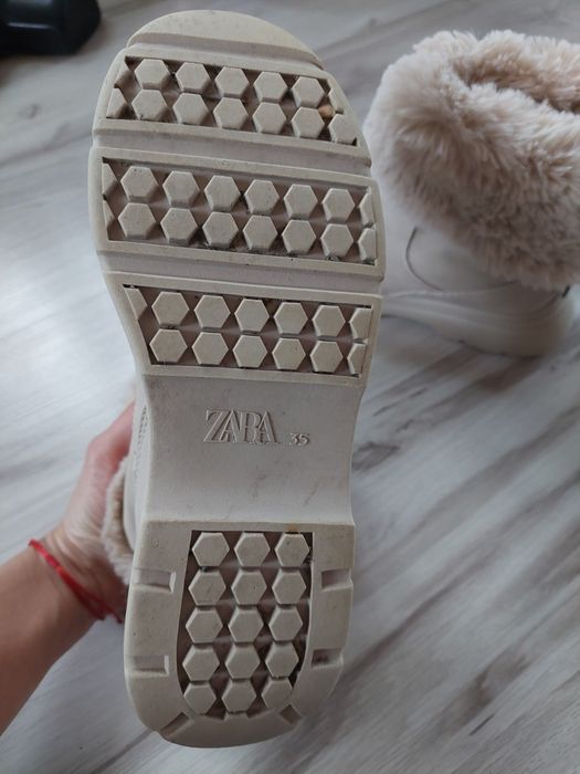 Кожени боти на Zara 35 номер