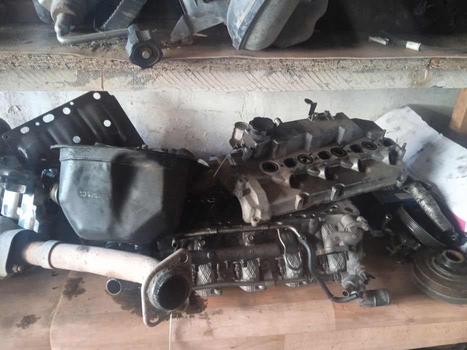 Продам ГБЦ Митсубиси л200 и каробку