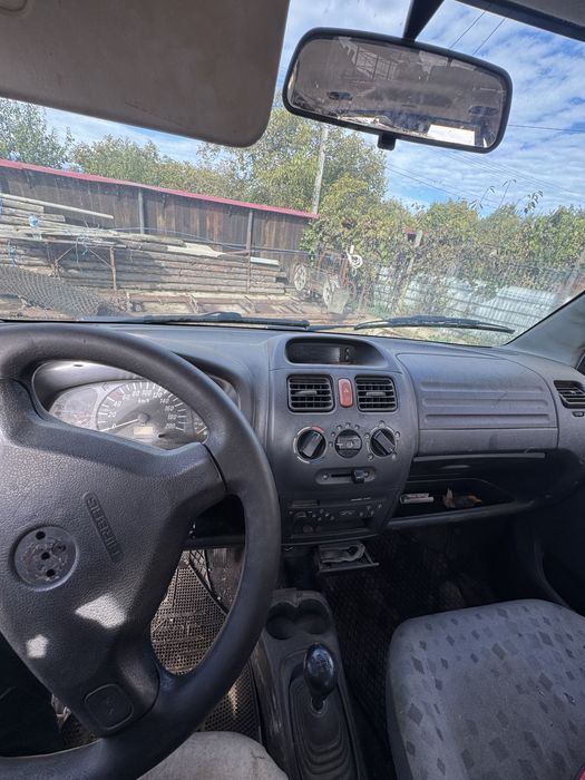 Vand Opel Agila 2003 benzina 1.0