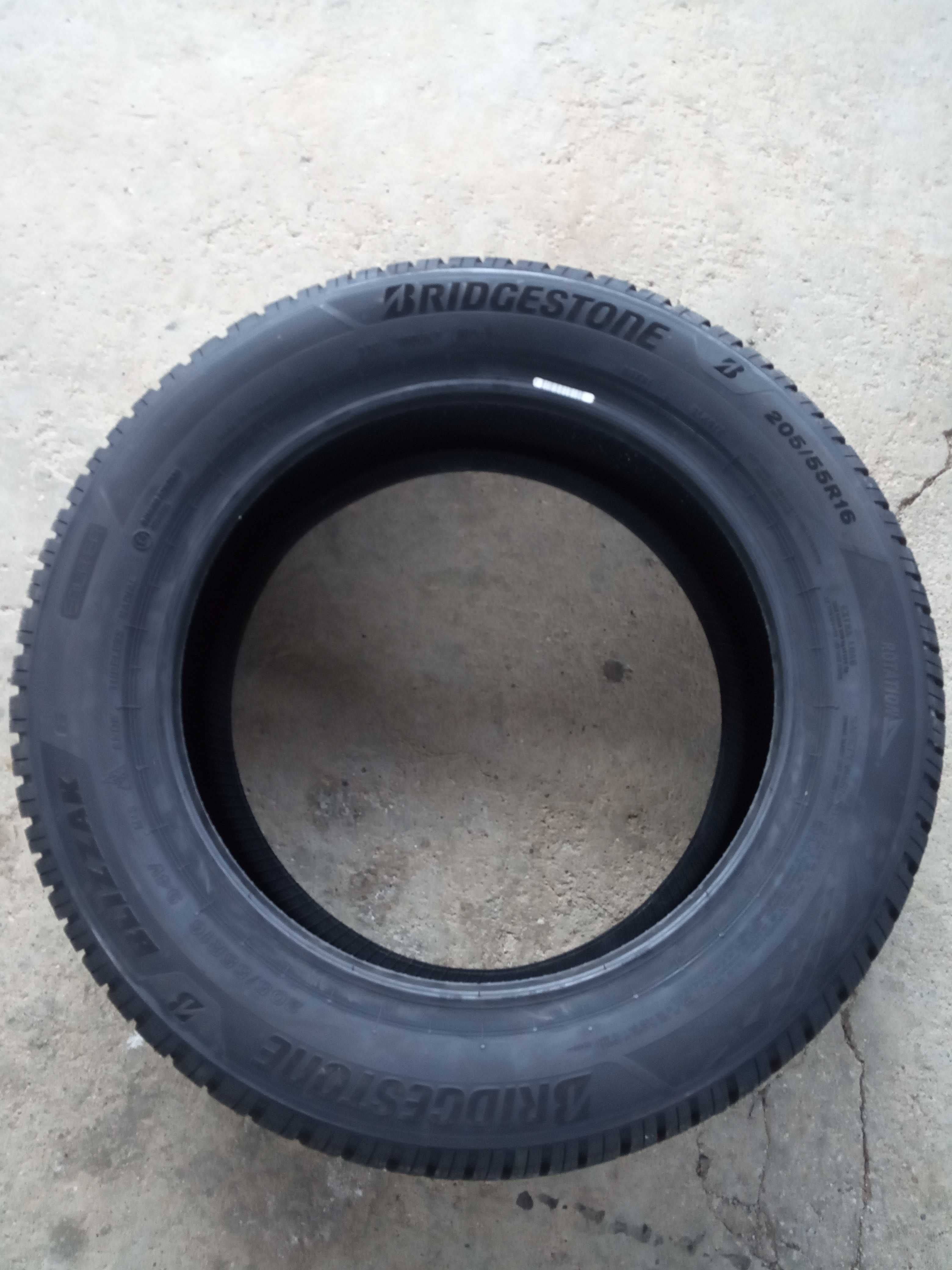 2 Нови зимни гуми 205/55 R16 Bridgestone Blizzak 6 XL Enliten 94V