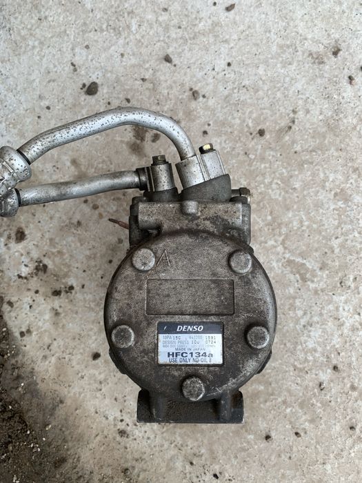 Продам компрессор кондиционера тоета Toyota avensis авенсис