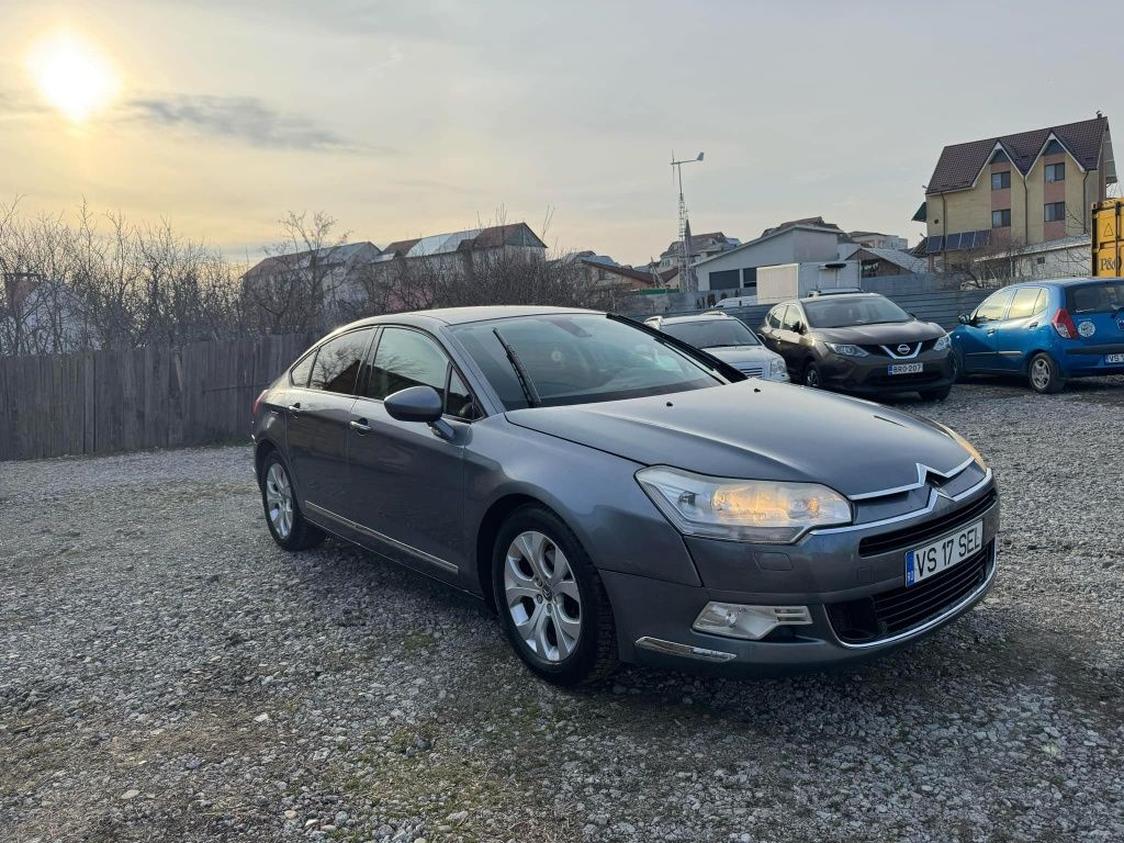 Vând sau schimb Citroen C5 an 2010