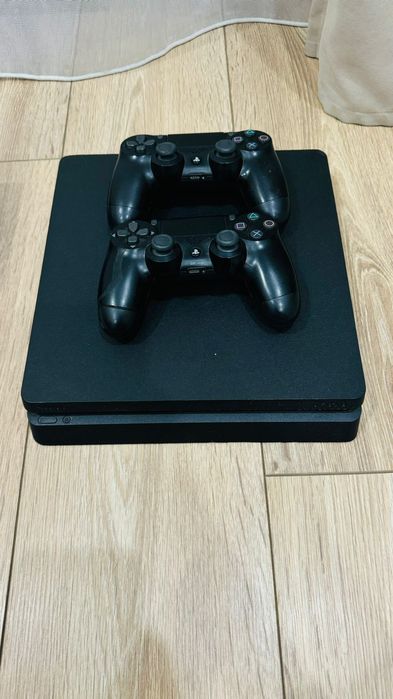 Playstation 4 Slim Edition