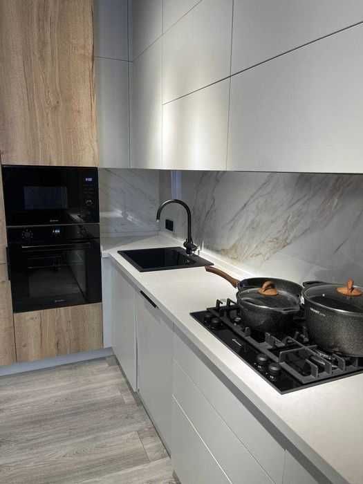 Срочно сдается!! 2/6/9 на Максима горьком