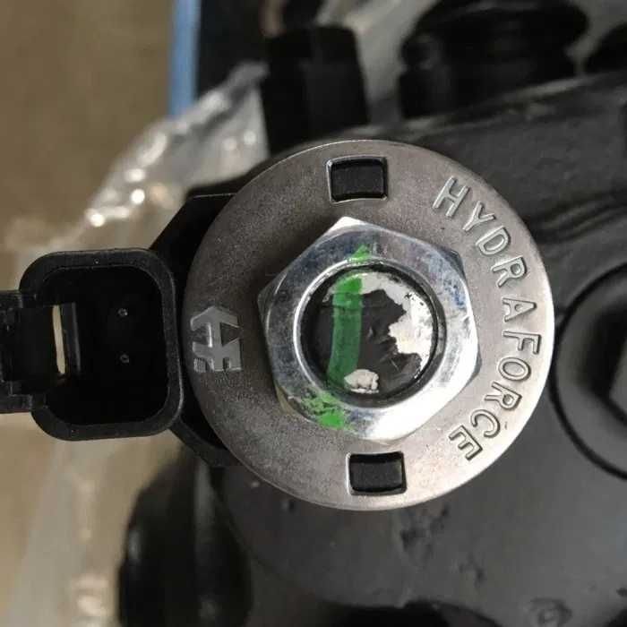 Distribuitor pentru buldoexcavatoare 3cx, 4cx si alte marci